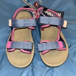 NWT OshKosh B’Gosh washable toddler sandals